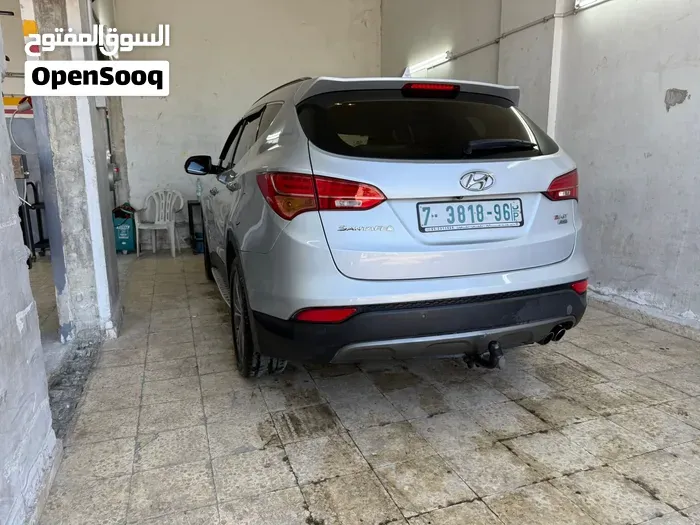 Hyundai Santa Fe 2014 photo 3