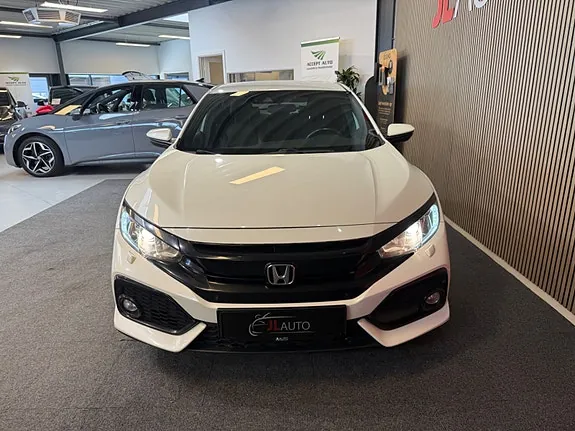 Honda Civic 2018 photo 2