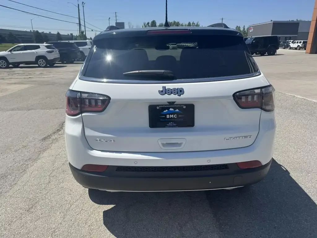 Jeep Compass 2023 photo 4