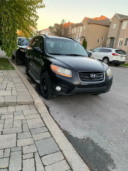 Hyundai Santa Fe 2010 photo 2