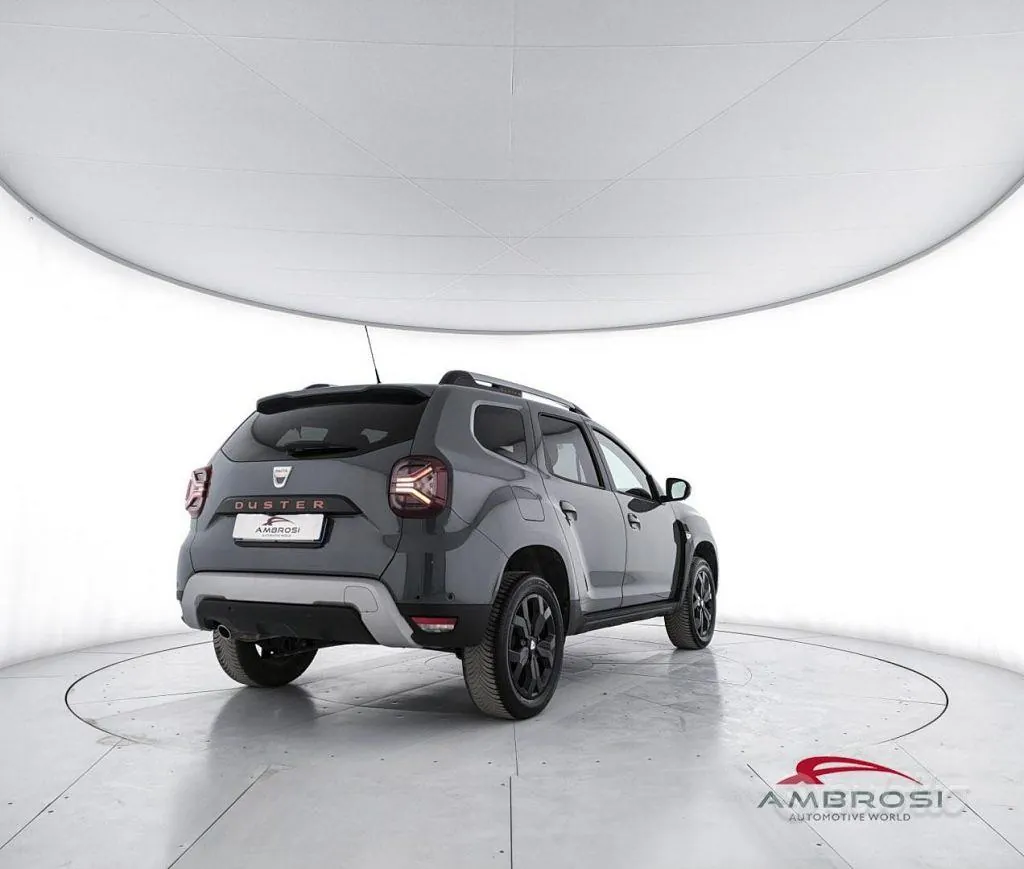 Dacia Duster 2022 photo 3