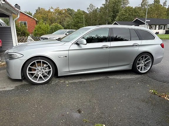 BMW 528I 2011 photo 2