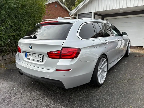 BMW 528I 2011 photo 4