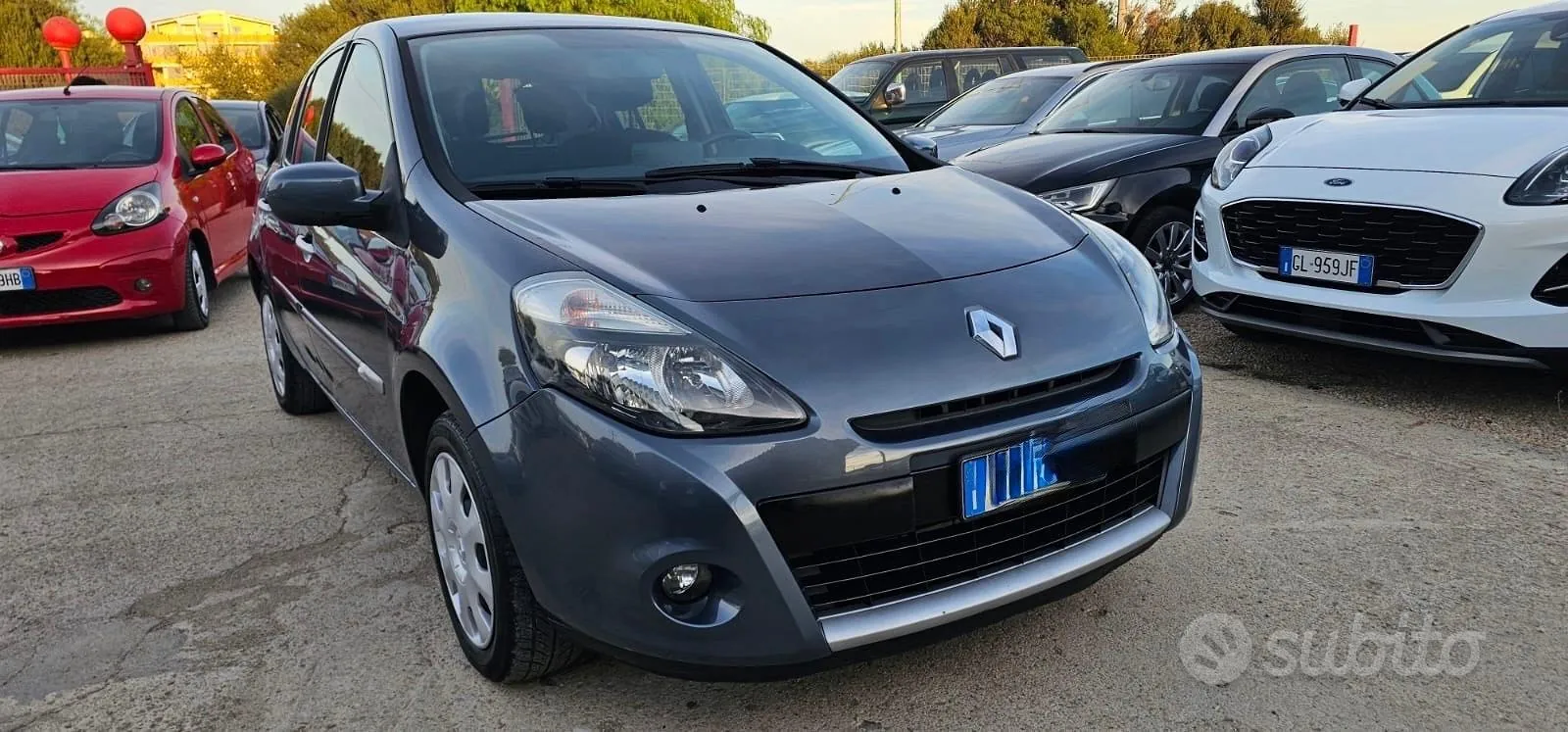 Renault Clio 2009 photo 3