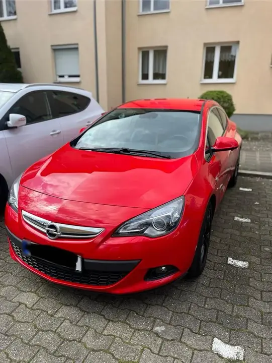 Opel Astra J Gtc