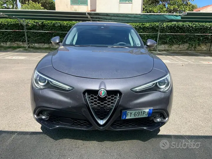 Alfa Romeo Stelvio 2019 photo 3