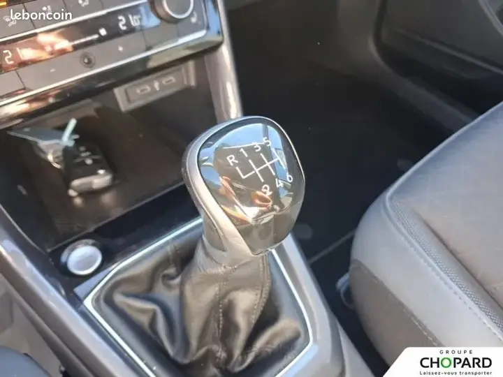 Volkswagen T-Cross 2020 photo 2