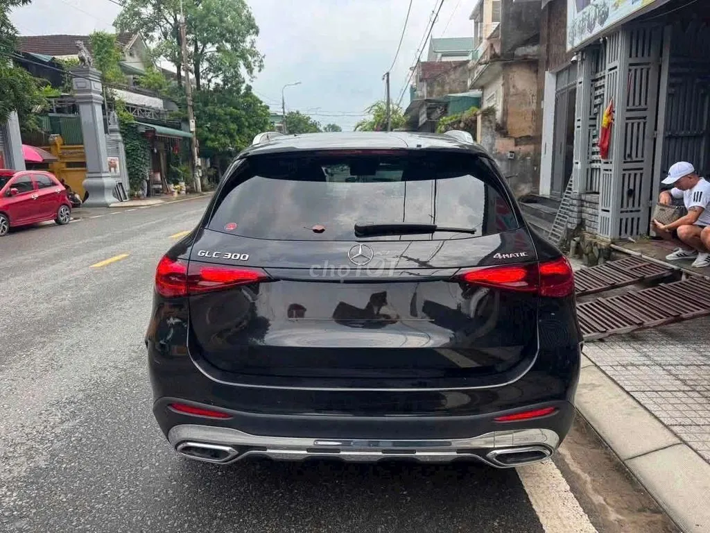 Mercedes-Benz Glc 2025 photo 3
