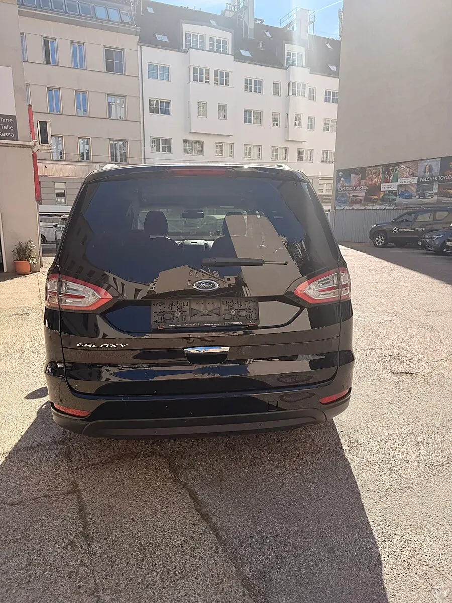 Ford Galaxy 2016 photo 2