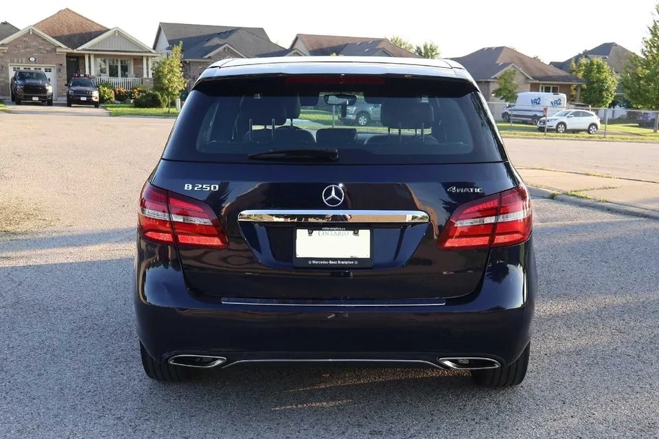 Mercedes-Benz B250 2017 photo 3