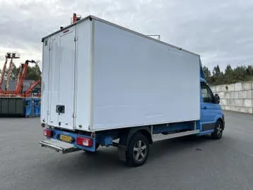 Volkswagen Crafter 2021 photo 2