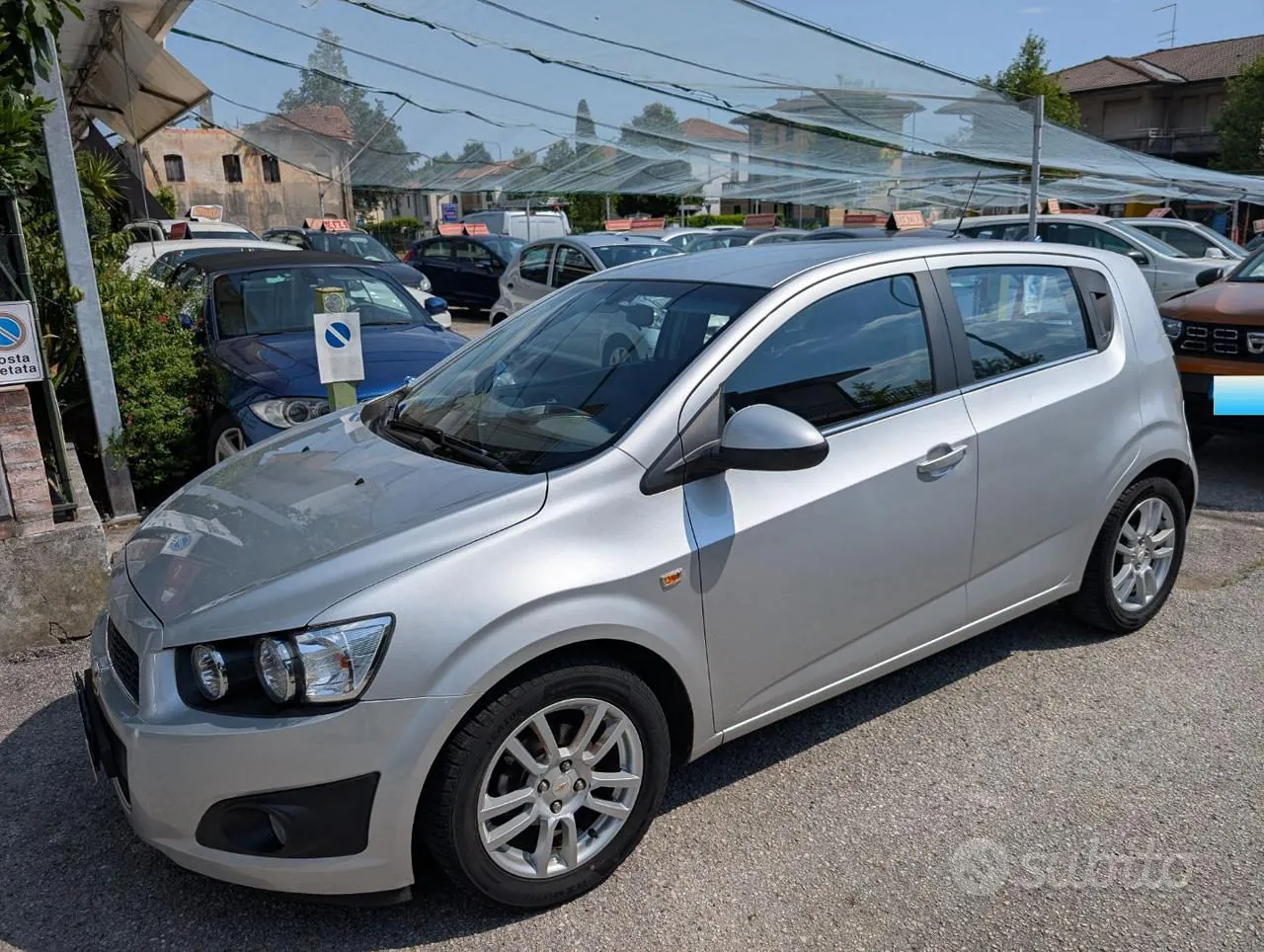 Chevrolet Aveo 2011 photo 2