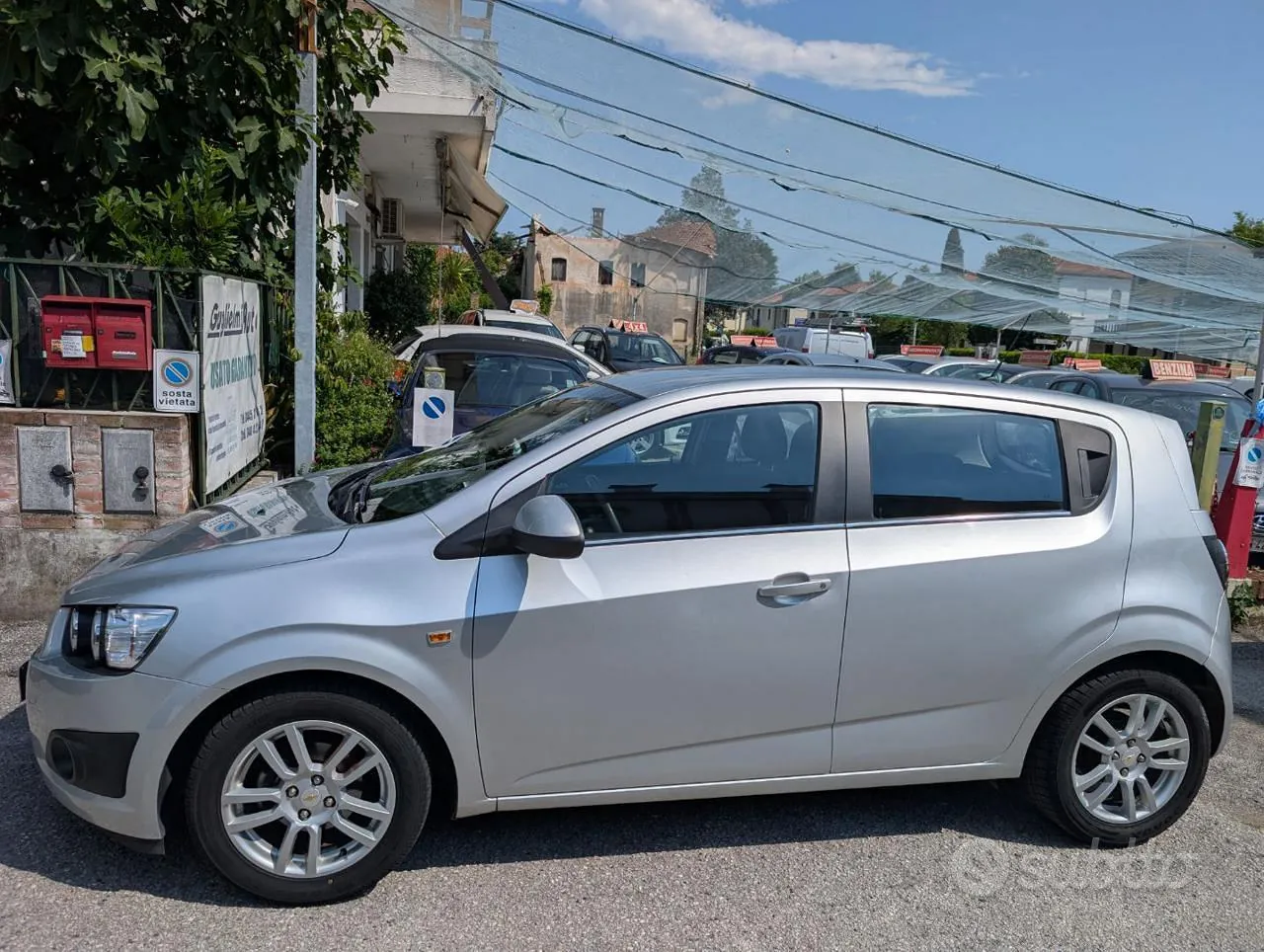 Chevrolet Aveo 2011 photo 3