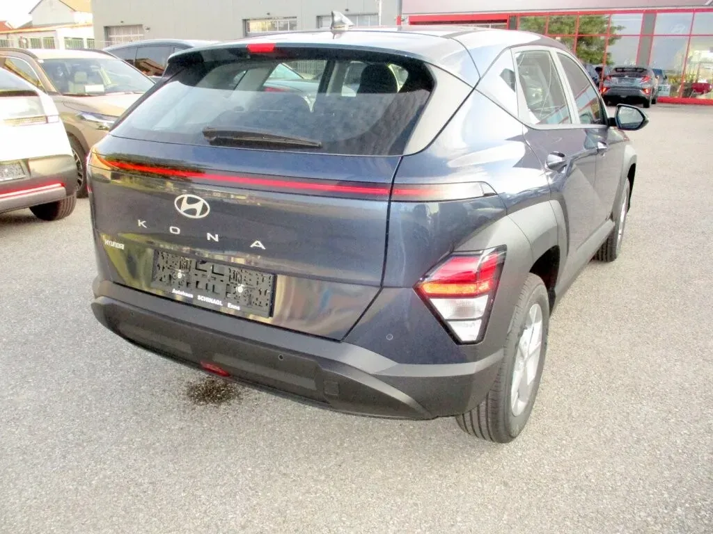 Hyundai Kona photo 3