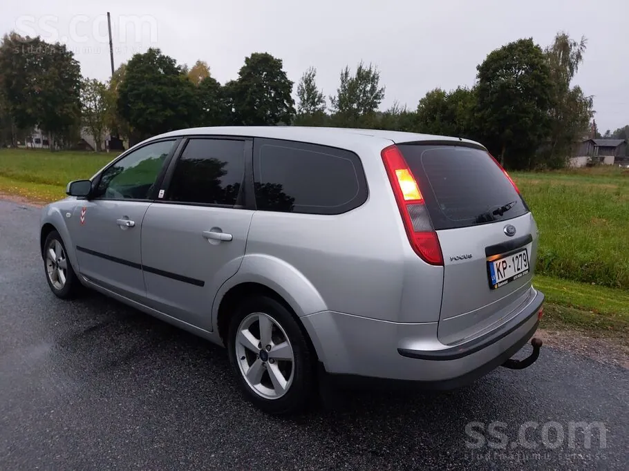 Ford Focus 2005 photo 4