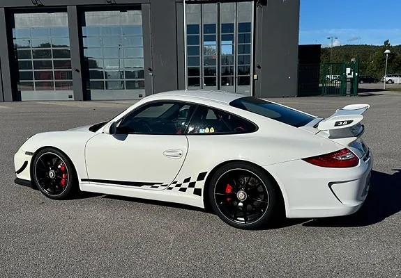 Porsche 911 Gt3 2010 photo 2