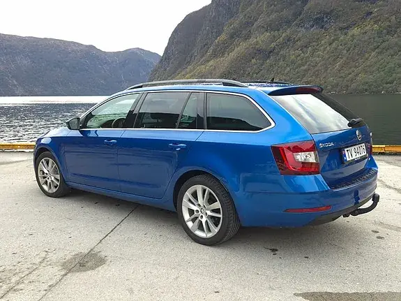 Skoda Octavia 2018 photo 4