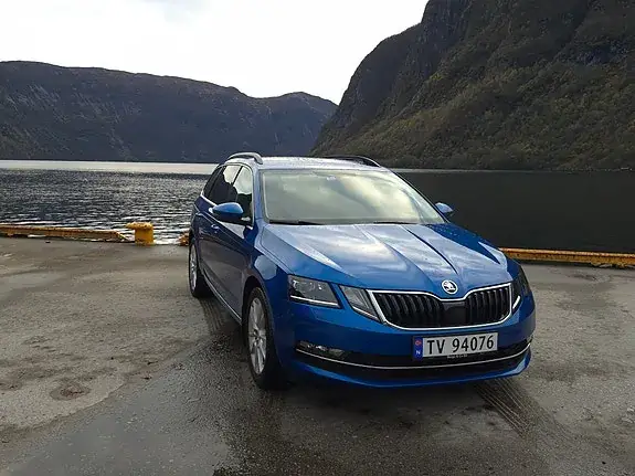 Skoda Octavia 2018 photo 3
