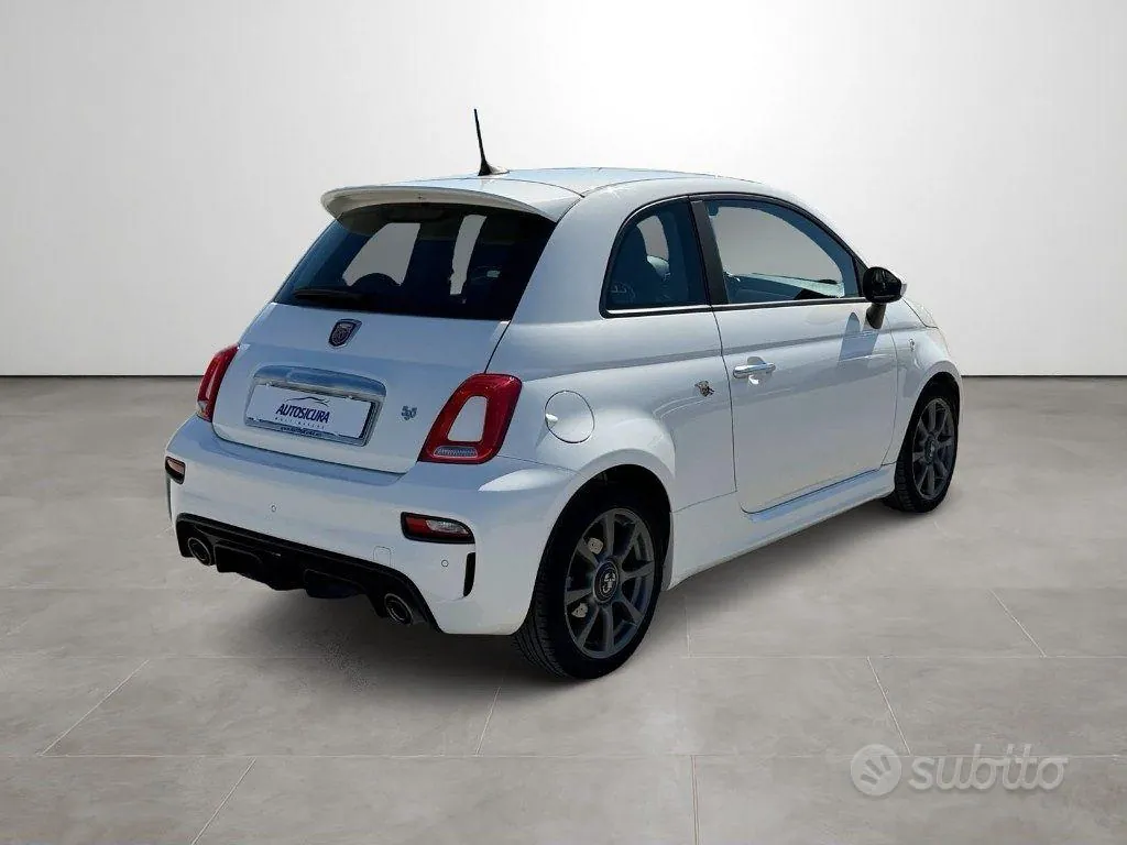 Abarth 595 2022 photo 4