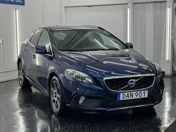 Volvo V40 Cross Country 2015 photo 3