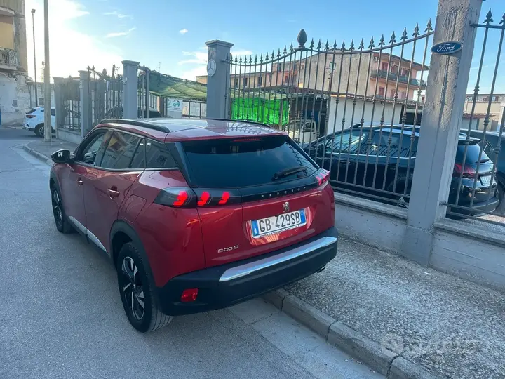 Peugeot 2008 2021 photo 5