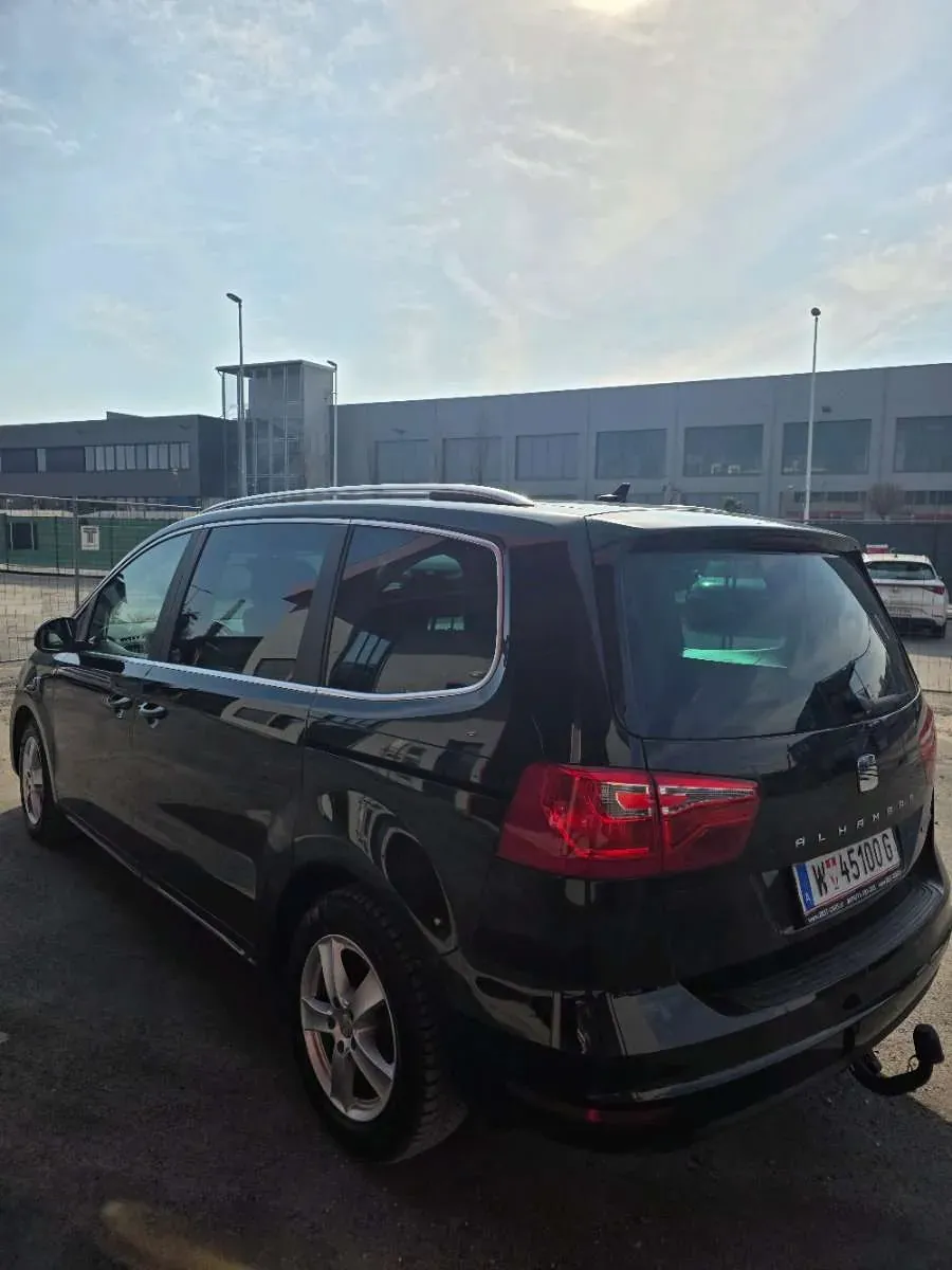 Seat Alhambra 2012 photo 2