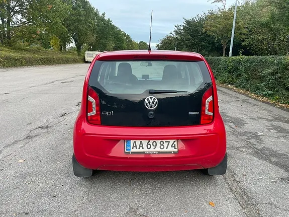 Volkswagen Up 2013 photo 3