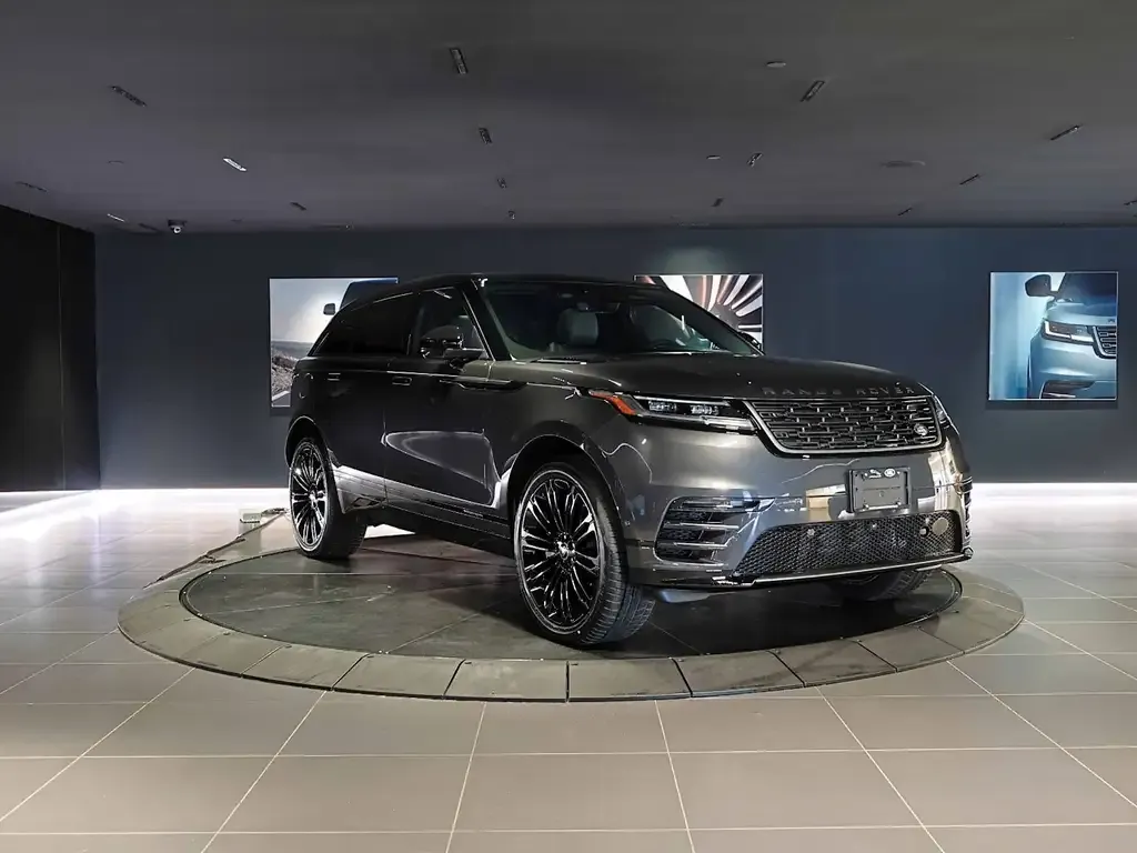 Land Rover Range Rover Velar 2026 photo 3