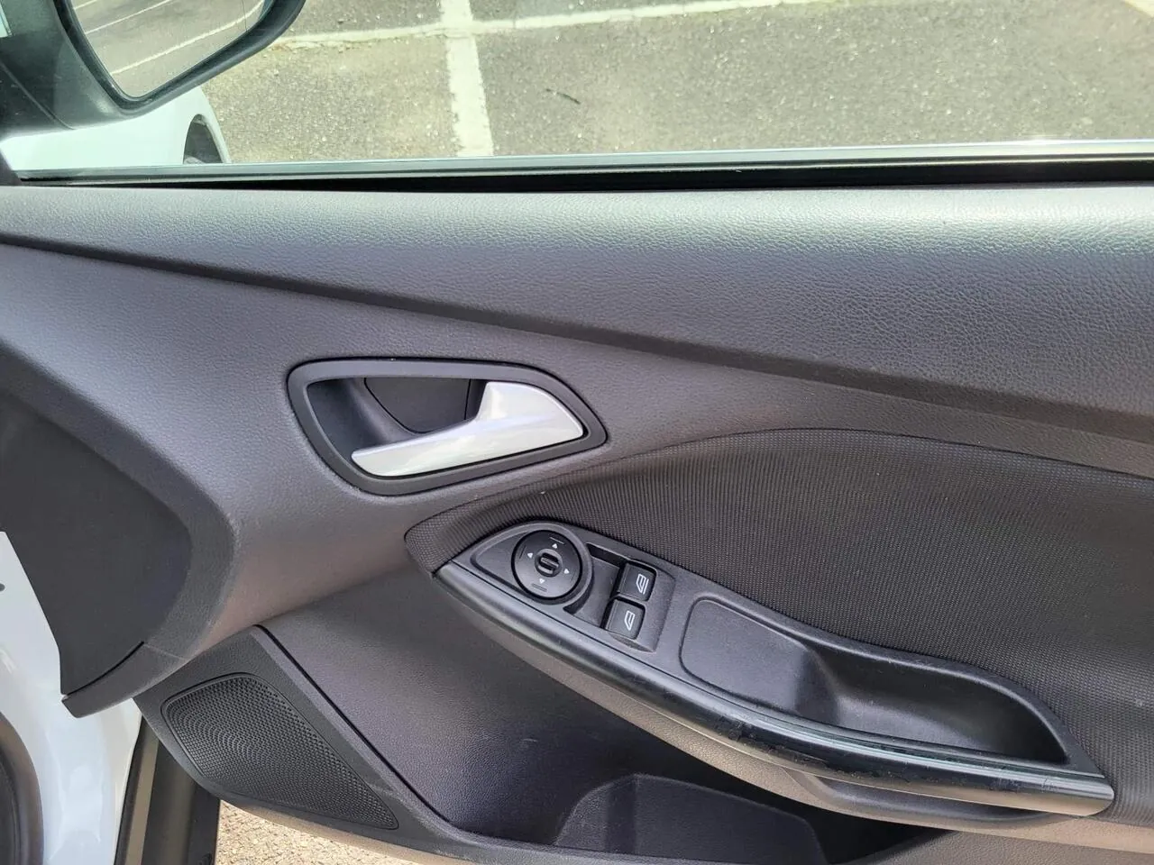 Ford Focus 2013 photo 4