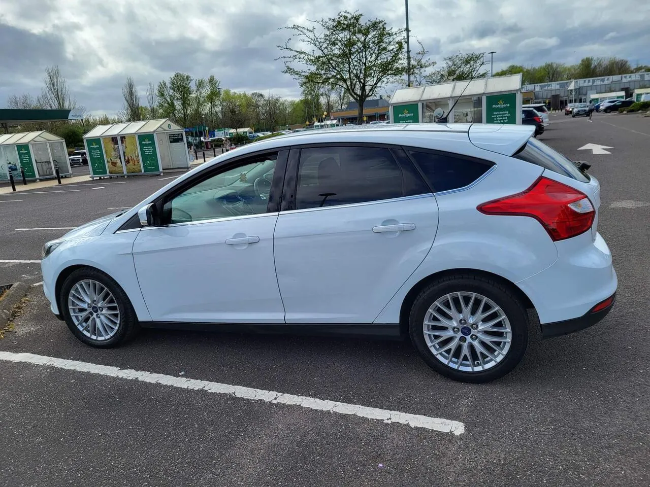 Ford Focus 2013 photo 2