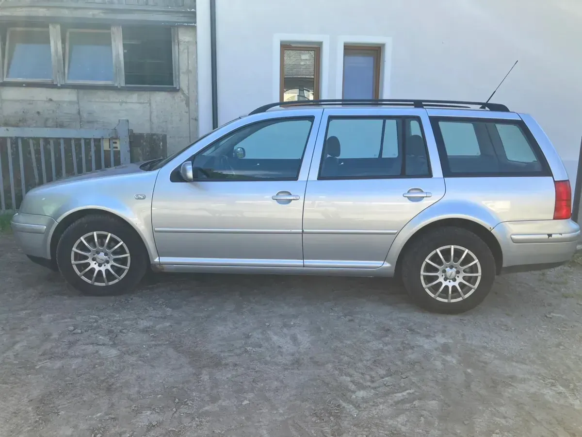 Volkswagen Golf 2003 photo 3