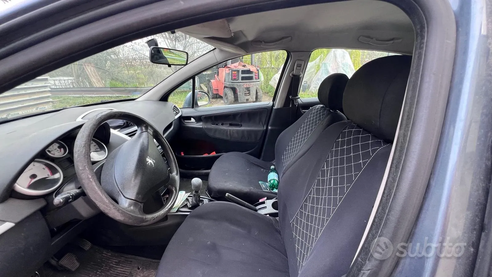 Peugeot 207 2006 photo 4