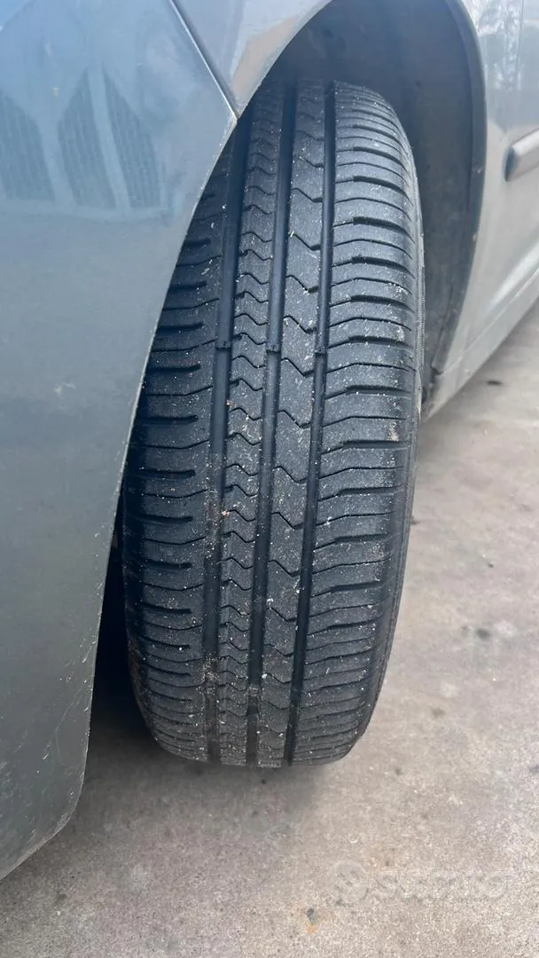 Peugeot 207 2006 photo 5