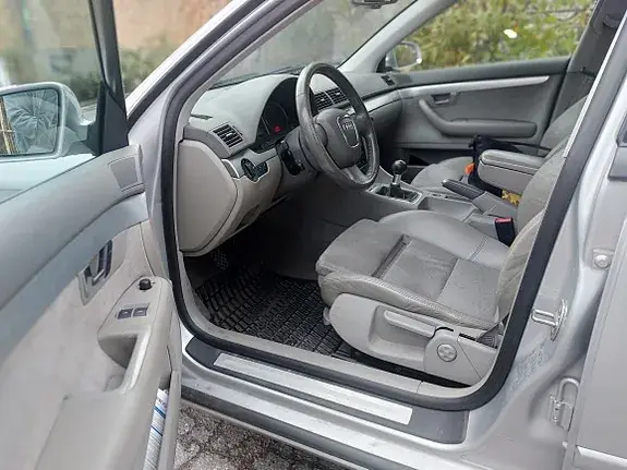 Audi A4 2005 photo 4
