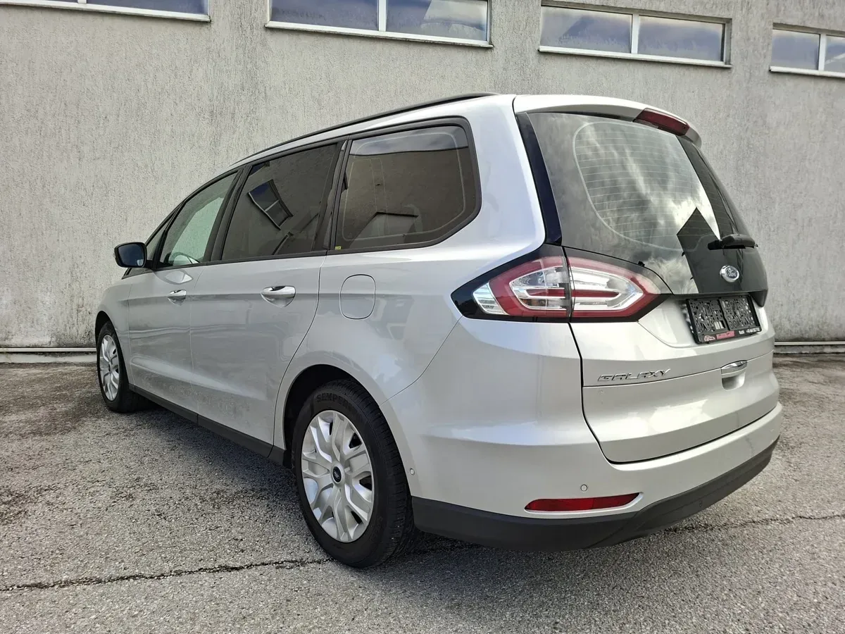 Ford Galaxy 2016 photo 3