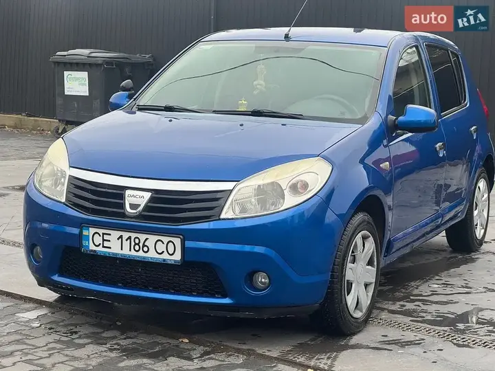 Dacia Sandero 2008 photo 4