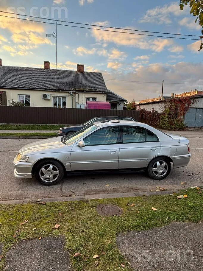 Honda Accord 1999 photo 3