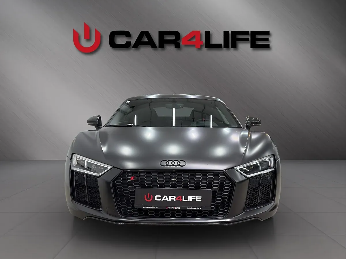 Audi R8 2016 photo 2