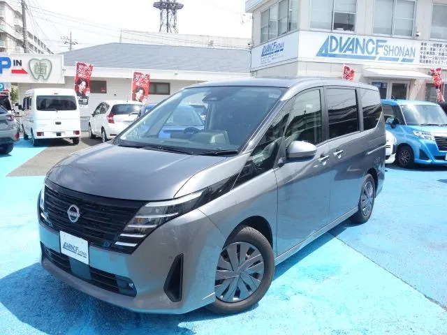 Nissan Serena 2023 photo 3