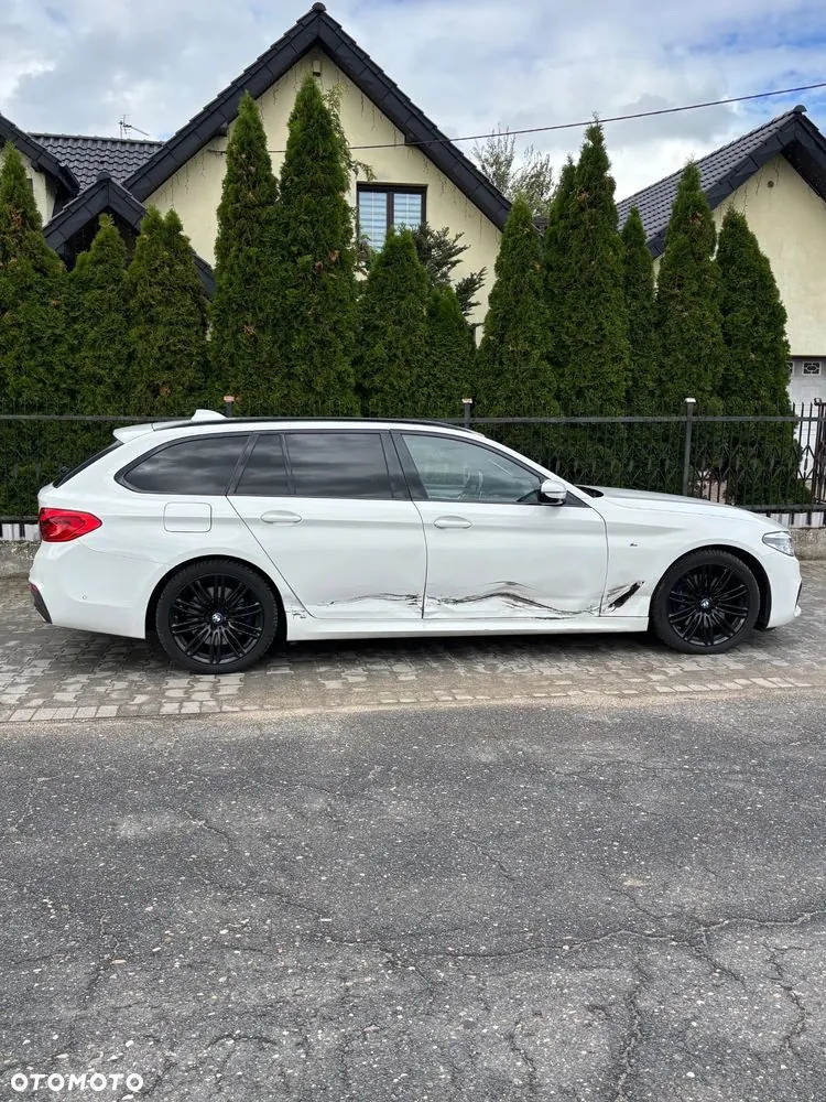 BMW Seria 5 2019 photo 4