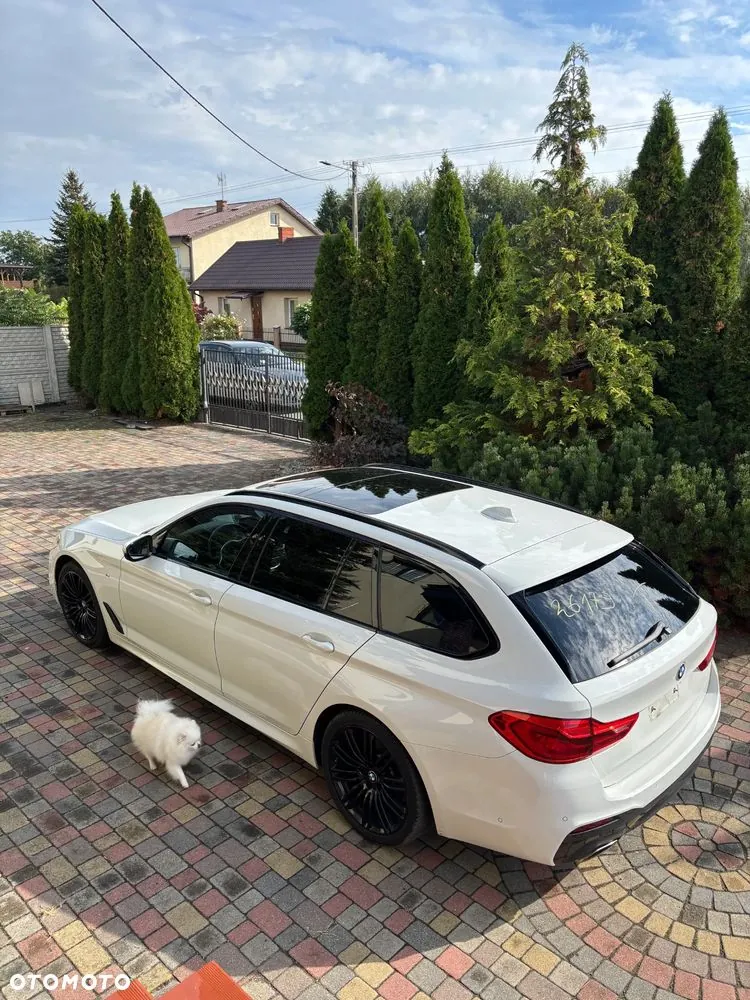 BMW Seria 5 2019 photo 2
