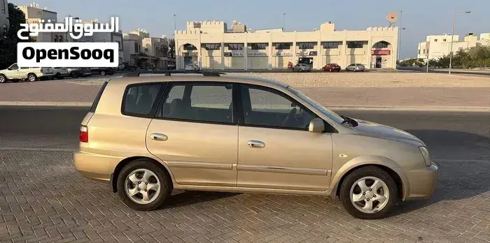 Kia Carens 2006 photo 2