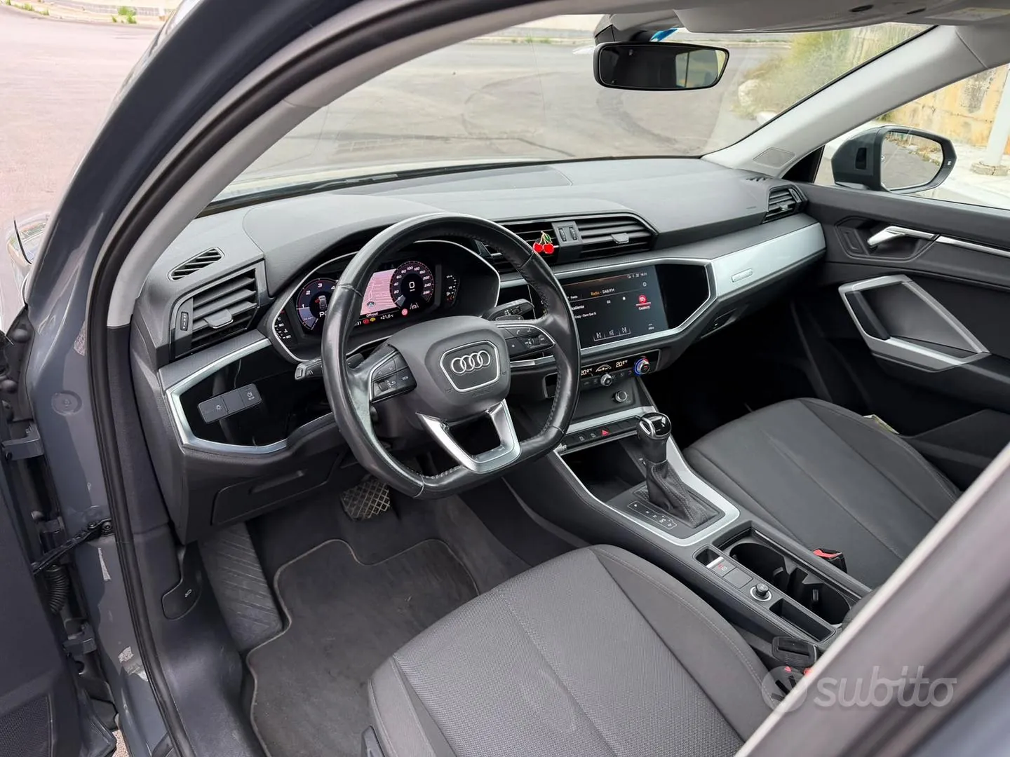 Audi Q3 2020 photo 5