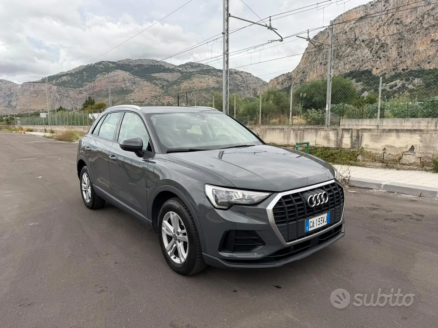 Audi Q3 2020 photo 2
