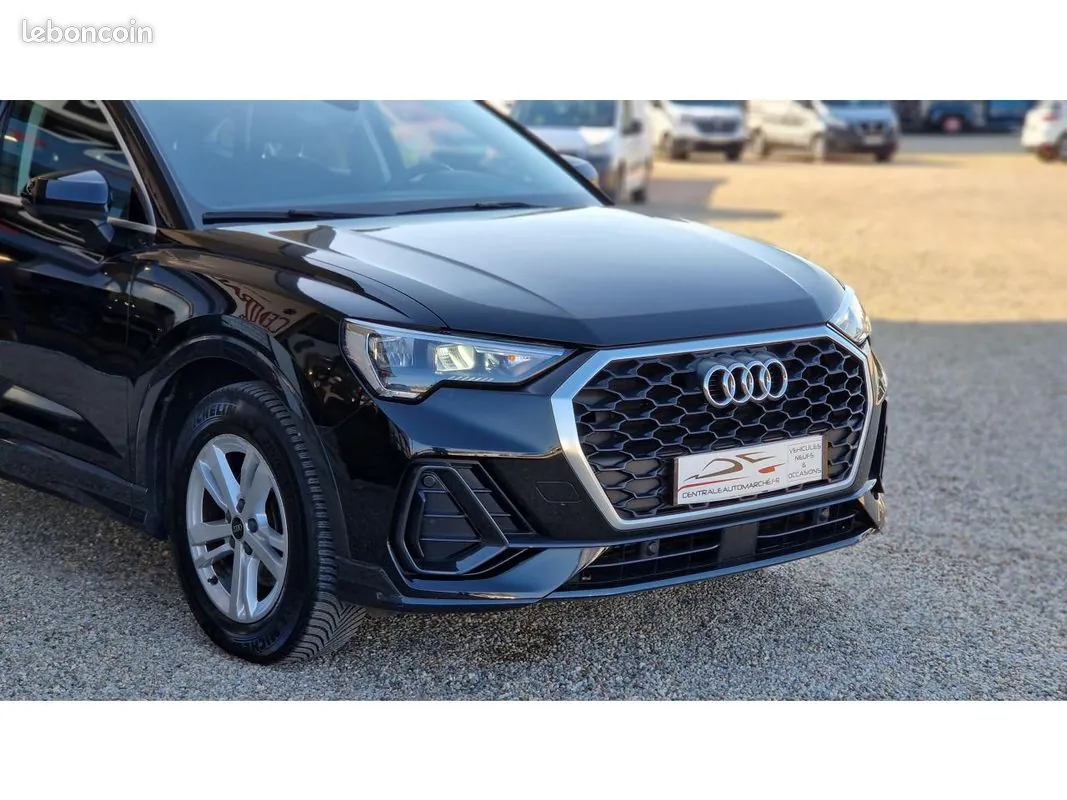 Audi Q3 2021 photo 4