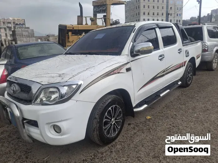 Toyota Hilux 2006 photo 2