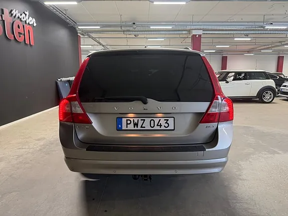 Volvo V70 2008 photo 4