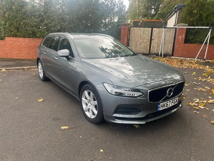 Volvo V90