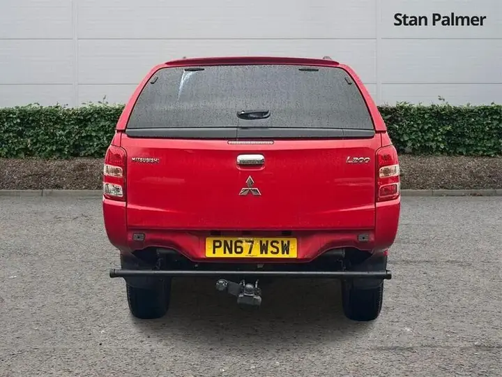 Mitsubishi L200 2017 photo 4