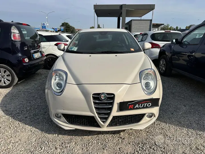 Alfa Romeo Mito 2011 photo 2